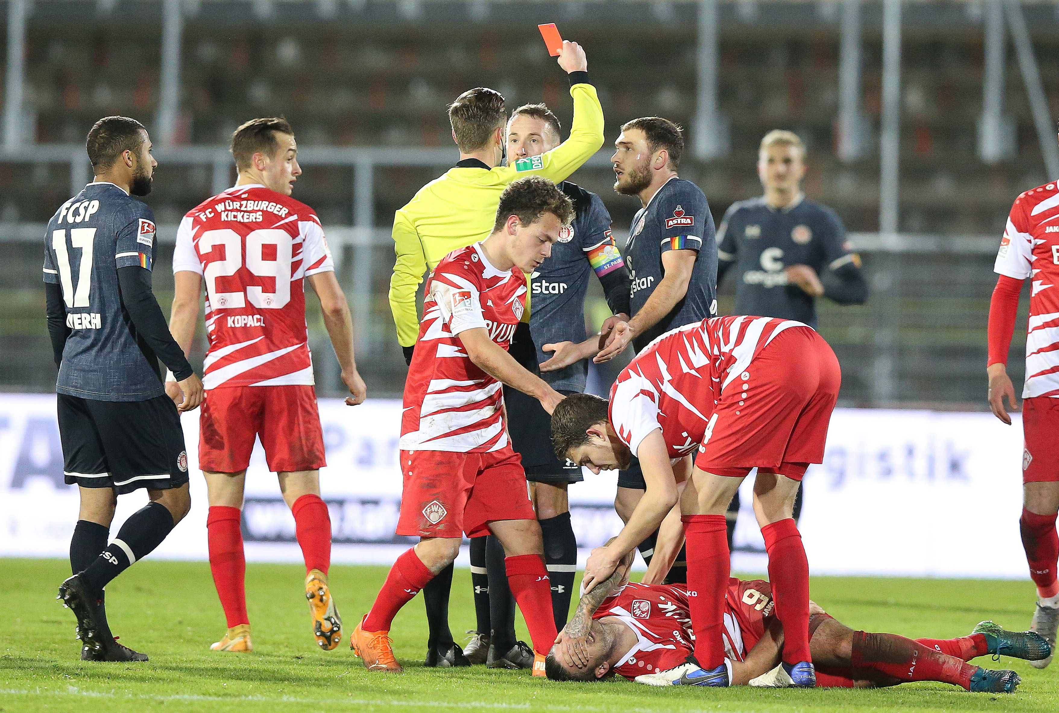 Marvin Knoll received a second yellow card just before half-time, the first sending-off of his professional career.