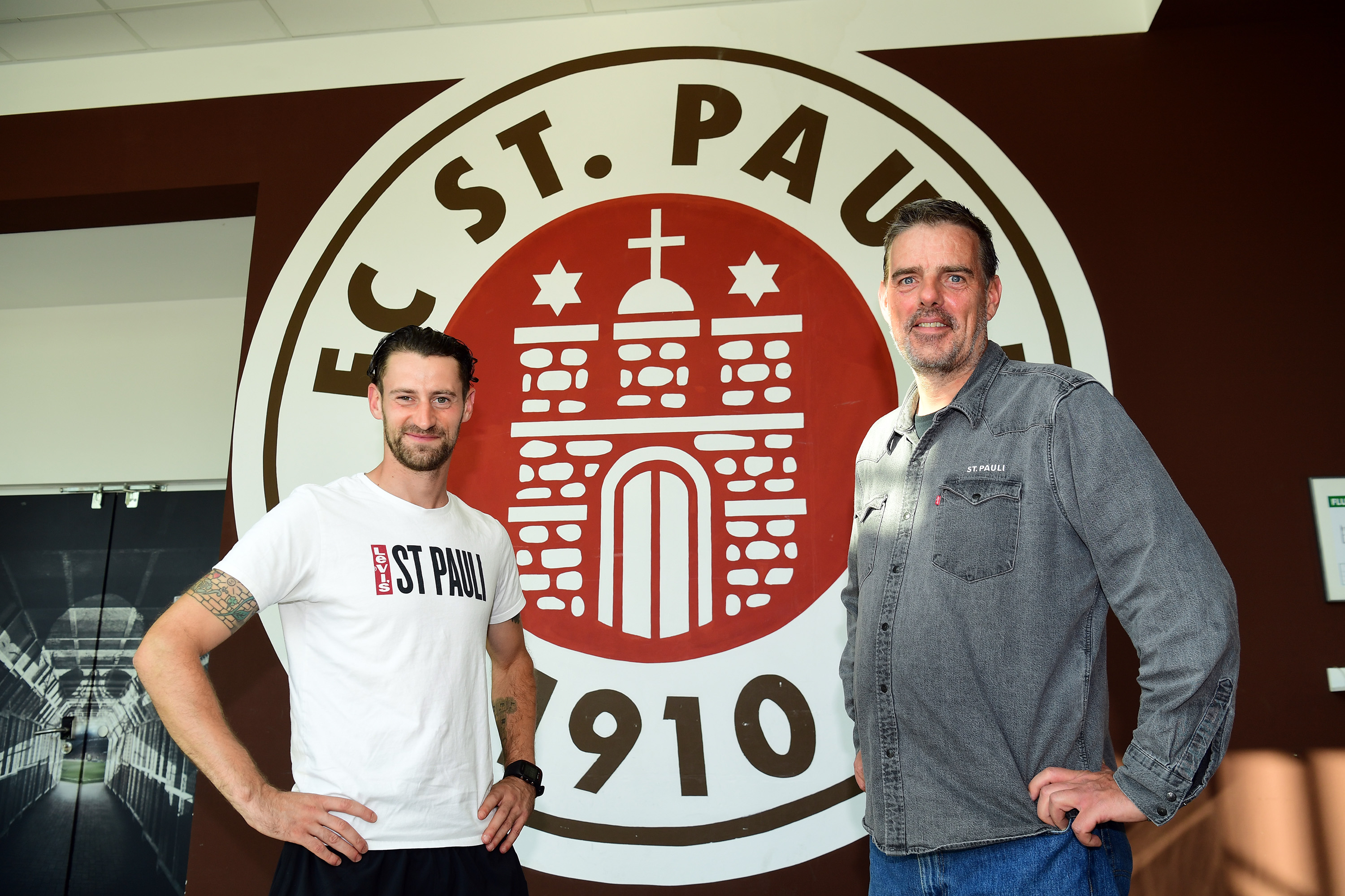 FCSP-Urgestein Jan-Philipp Kalla und Thomas Michael (Geschäftsleiter Amateursport)
